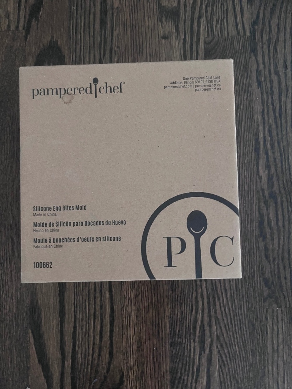 New Pampered Chef Silicone Egg Bites Mold #100662 Non-Stick Baking Pan